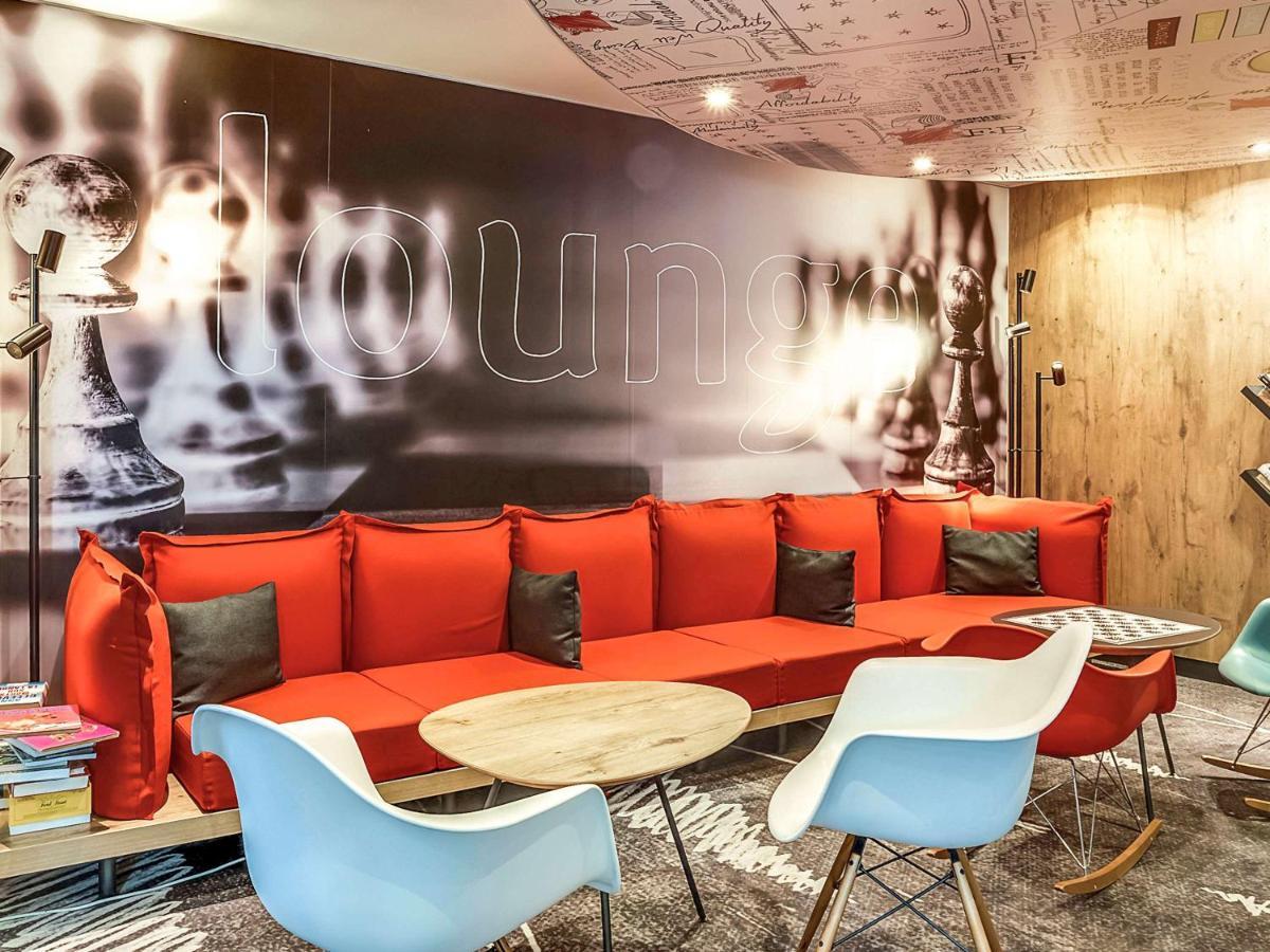 Отель Ibis Salon De Provence Экстерьер фото