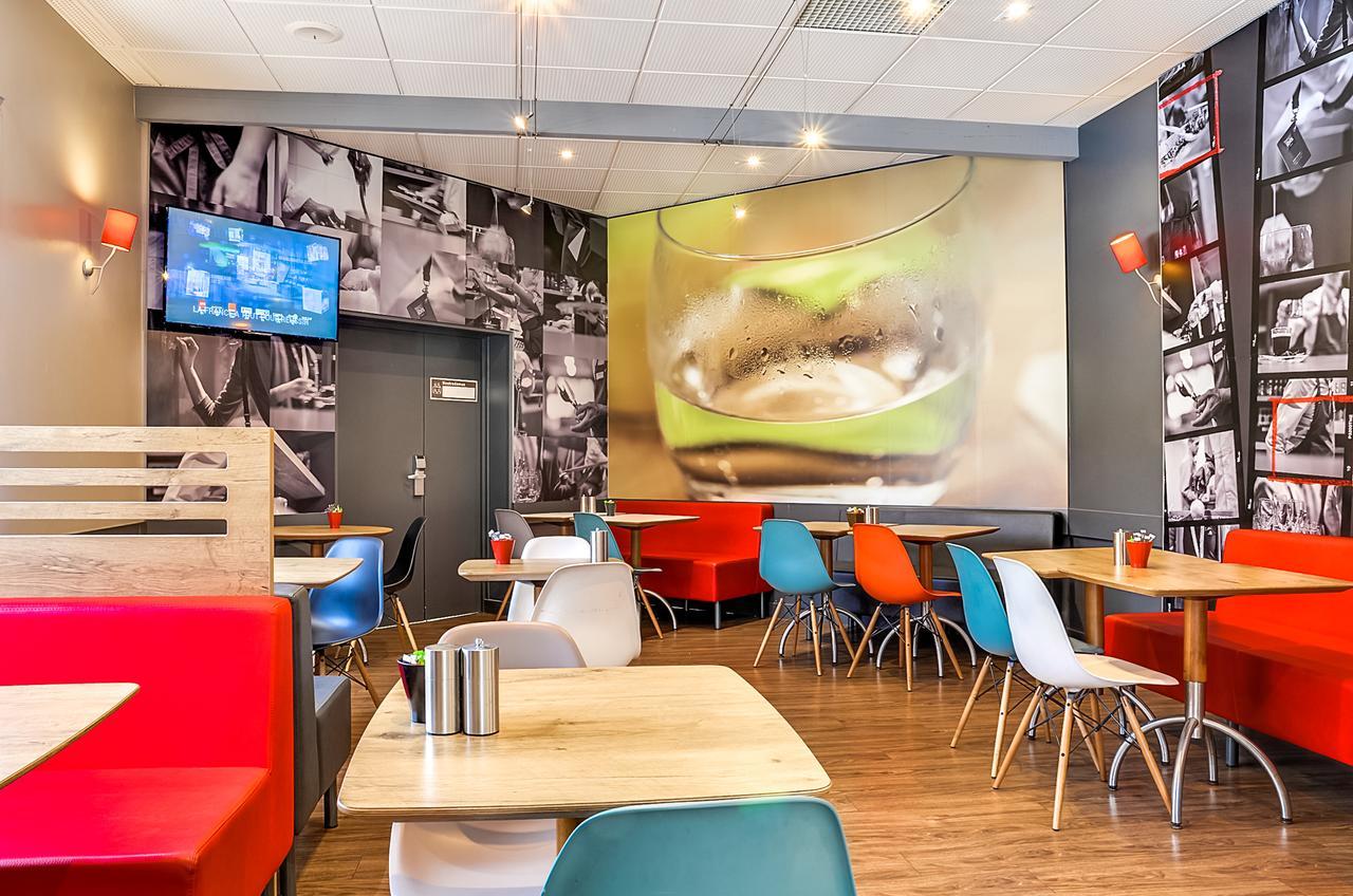 Отель Ibis Salon De Provence Экстерьер фото