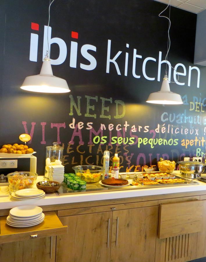 Отель Ibis Salon De Provence Экстерьер фото