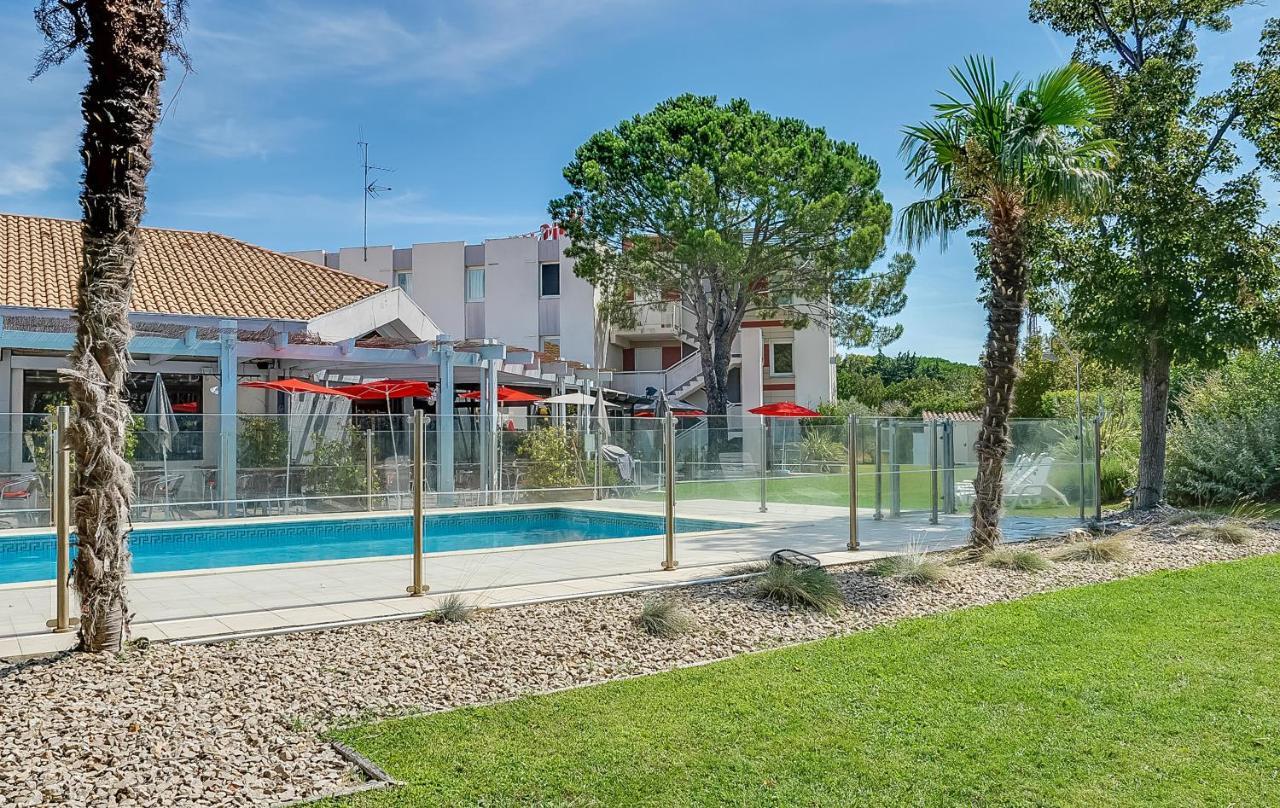 Отель Ibis Salon De Provence Экстерьер фото