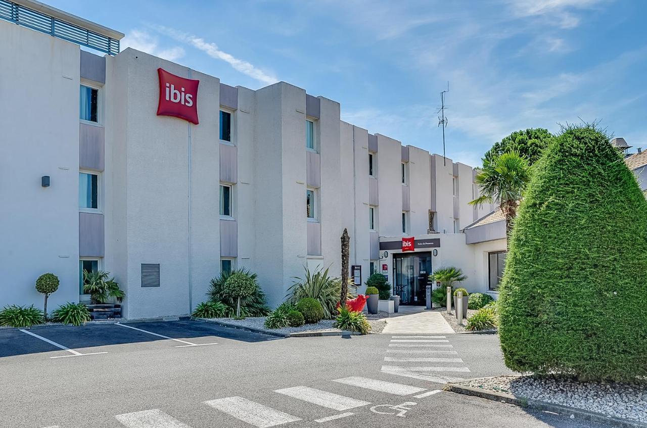 Отель Ibis Salon De Provence Экстерьер фото